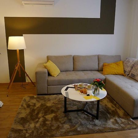 Appartement Zola à Zagreb Extérieur photo